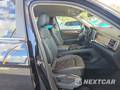 2025 Volkswagen Atlas 2.0T SE w/Technology - zdjęcie 8 z 22 - miniatura