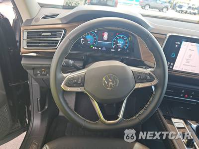 2025 Volkswagen Atlas 2.0T SE w/Technology - zdjęcie 10 z 22 - miniatura