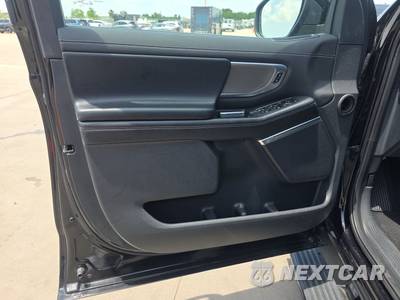 2025 Ford Expedition Platinum - zdjęcie 9 z 24 - miniatura