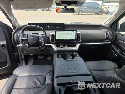 2025 Ford Expedition Platinum - zdjęcie 11 z 24 - miniatura
