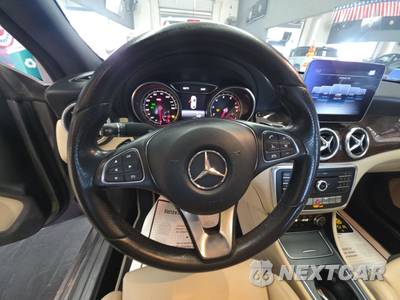 2018 Mercedes-Benz CLA 250 4MATIC - zdjęcie 10 z 24 - miniatura