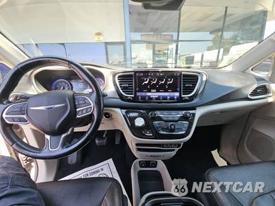 2021 Chrysler Pacifica Touring L 121.6" WB - zdjęcie 11 z 24 - miniatura