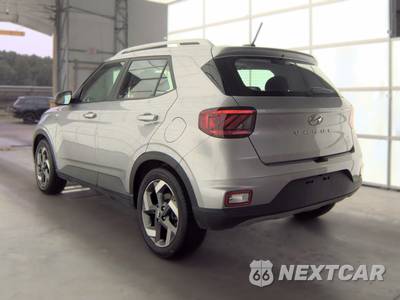 2023 Hyundai Venue SEL - zdjęcie 6 z 37 - miniatura