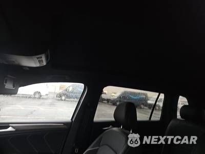 2023 Volkswagen Tiguan SEL R-Line - zdjęcie 18 z 24 - miniatura