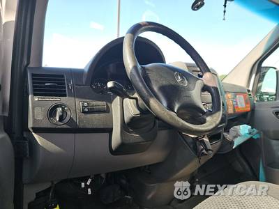 2011 Mercedes-Benz Sprinter 2500 Cargo Van High Roof 170.3" WB - zdjęcie 11 z 33 - miniatura