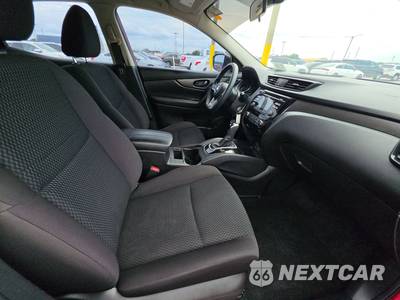 2018 Nissan Rogue Sport S - zdjęcie 8 z 22 - miniatura