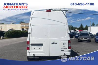 2015 Nissan NV2500 HD Cargo SV High Roof 146.1" WB - zdjęcie 6 z 23 - miniatura