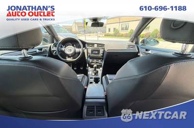 2017 Volkswagen Golf R Hatchback w/DCC & Navigation - zdjęcie 13 z 14 - miniatura
