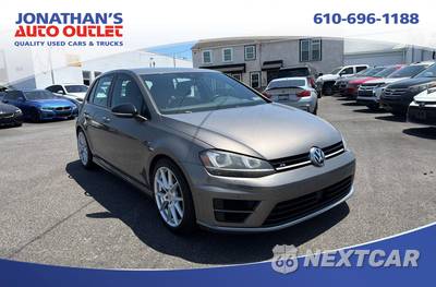 2017 Volkswagen Golf R Hatchback w/DCC & Navigation - zdjęcie 3 z 14 - miniatura