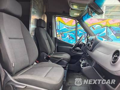 2019 Mercedes-Benz Sprinter 2500 Cargo Van High Roof 170.0" WB - zdjęcie 25 z 50 - miniatura