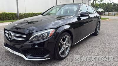 2015 Mercedes-Benz C 300 4MATIC Sedan w/Sport Pkg