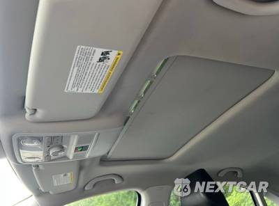 2022 Volkswagen Passat 2.0T SE - zdjęcie 17 z 19 - miniatura