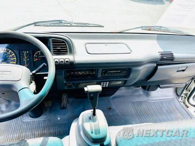 2007 GMC W4500 - zdjęcie 22 z 29 - miniatura