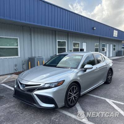 2024 Toyota Camry Hybrid SE - zdjęcie 1 z 29 - miniatura