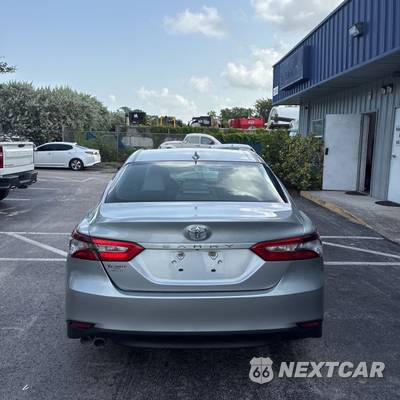 2024 Toyota Camry Hybrid SE - zdjęcie 10 z 29 - miniatura