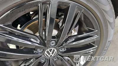 2022 Volkswagen Tiguan SE R-Line Black - zdjęcie 24 z 27 - miniatura