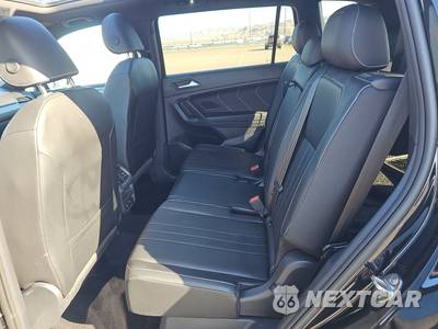 2022 Volkswagen Tiguan SE R-Line Black - zdjęcie 13 z 27 - miniatura