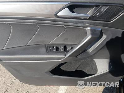 2022 Volkswagen Tiguan SE R-Line Black - zdjęcie 9 z 27 - miniatura