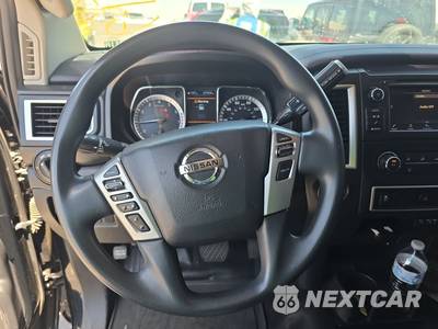 2019 Nissan TITAN S Crew Cab Short Bed - zdjęcie 10 z 48 - miniatura