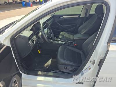 2021 Volkswagen Passat 2.0T SE - zdjęcie 7 z 24 - miniatura