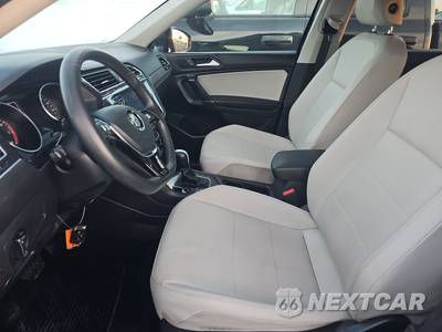 2020 Volkswagen Tiguan SE - zdjęcie 7 z 17 - miniatura