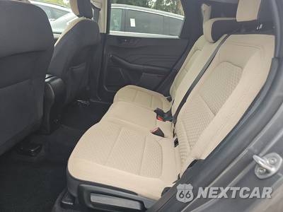 2022 Ford Escape SE - zdjęcie 13 z 18 - miniatura