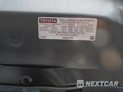 2025 Toyota Sequoia SR5 - zdjęcie 16 z 20 - miniatura