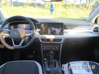2025 Volkswagen Taos SE - zdjęcie 9 z 25 - miniatura