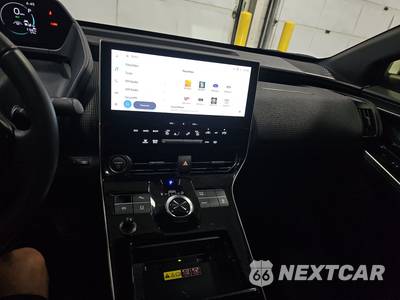 2024 Toyota bZ4X XLE - zdjęcie 11 z 47 - miniatura