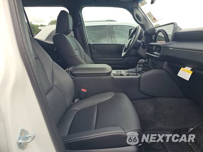 2027 Toyota Land Cruiser - zdjęcie 8 z 18 - miniatura