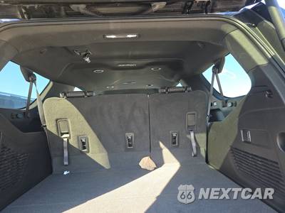 2023 Chevrolet Suburban LT 1LT - zdjęcie 17 z 28 - miniatura