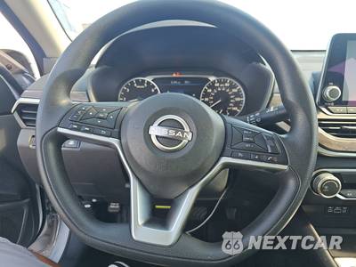 2024 Nissan Altima SV - zdjęcie 10 z 18 - miniatura
