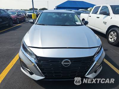 2024 Nissan Altima SV - zdjęcie 2 z 18 - miniatura