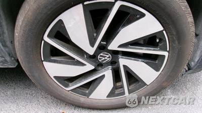 2025 Volkswagen Atlas 2.0T SE w/Technology - zdjęcie 29 z 33 - miniatura