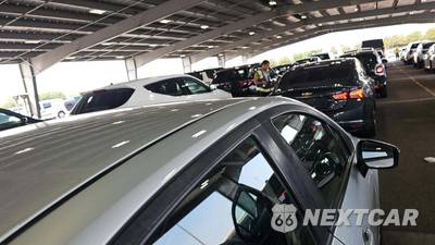 2020 Nissan Versa SV - zdjęcie 33 z 34 - miniatura