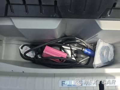 2013 Toyota Prius Plug-In Hybrid - zdjęcie 22 z 22 - miniatura