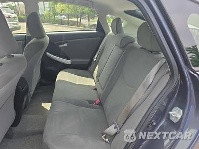 2013 Toyota Prius Plug-In Hybrid - zdjęcie 16 z 22 - miniatura
