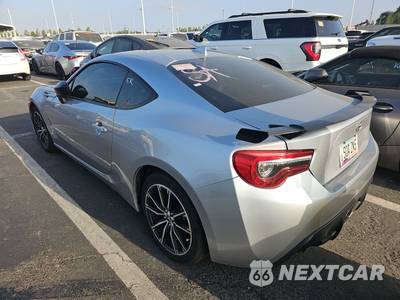 2018 Toyota 86 GT w/Black Accents - zdjęcie 6 z 33 - miniatura