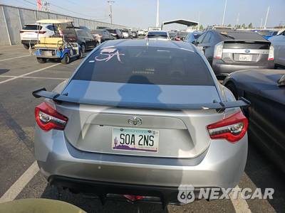 2018 Toyota 86 GT w/Black Accents - zdjęcie 5 z 33 - miniatura