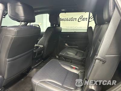 2026 Toyota Sequoia Platinum - zdjęcie 3 z 27 - miniatura