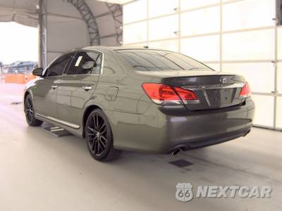 2012 Toyota Avalon Limited - zdjęcie 6 z 54 - miniatura