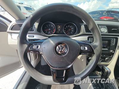 2016 Volkswagen Passat 1.8T S - zdjęcie 10 z 32 - miniatura