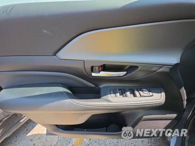 2025 Toyota Grand Highlander XLE - zdjęcie 9 z 25 - miniatura