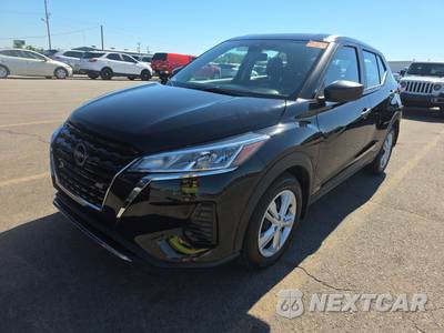 2025 Nissan Kicks Play - zdjęcie 1 z 18 - miniatura