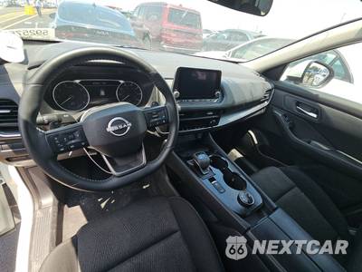 2025 Nissan Rogue SV - zdjęcie 11 z 20 - miniatura