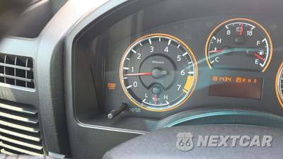 2011 Nissan TITAN SL Crew Cab Short Bed - zdjęcie 23 z 37 - miniatura