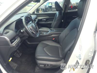 2025 Toyota Grand Highlander XLE - zdjęcie 7 z 33 - miniatura
