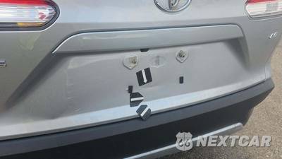 2025 Toyota Corolla Cross LE - zdjęcie 34 z 42 - miniatura