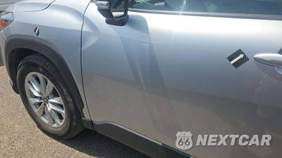 2025 Toyota Corolla Cross LE - zdjęcie 35 z 42 - miniatura