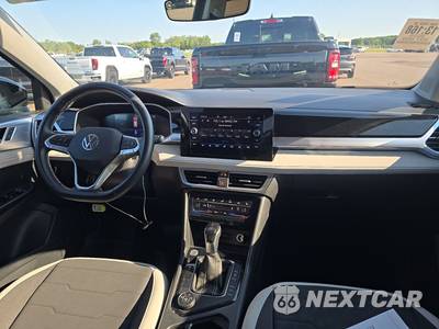 2025 Volkswagen Taos SE - zdjęcie 11 z 29 - miniatura